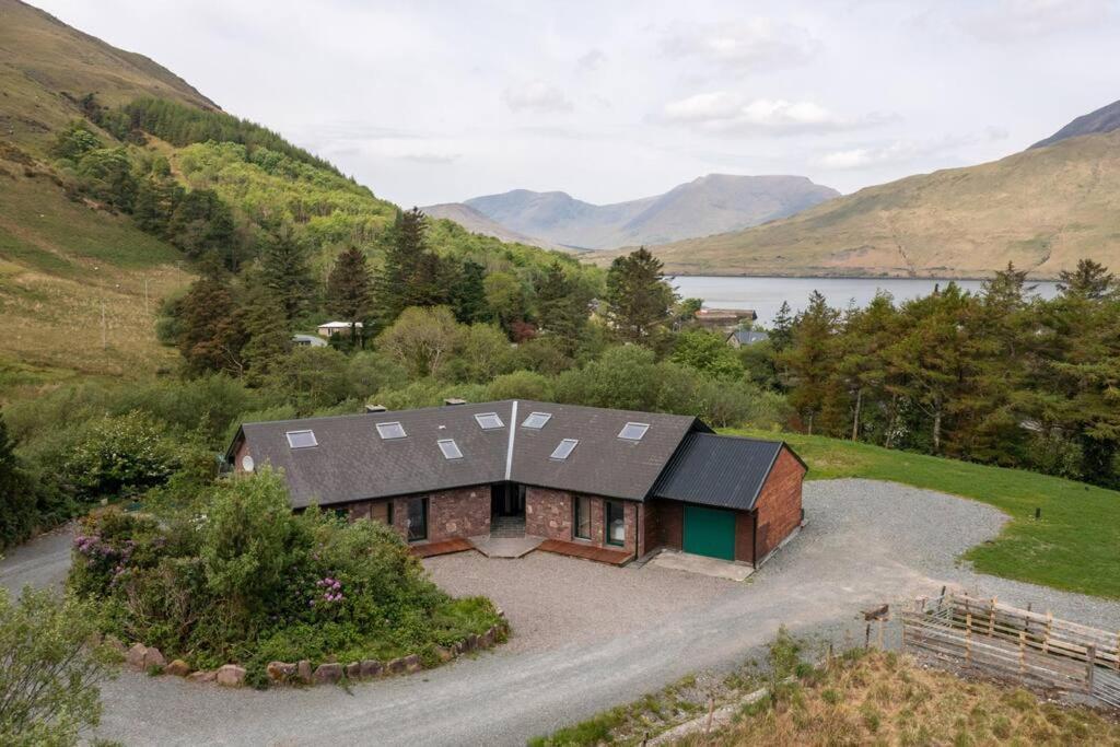 Heather Lodge With Sea And Mountain Views Линон Экстерьер фото