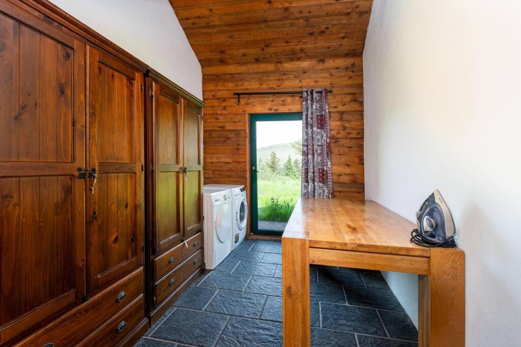 Heather Lodge With Sea And Mountain Views Линон Экстерьер фото